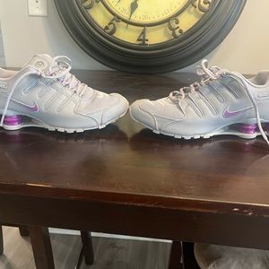 Womens Nike Shox- Excellent condition